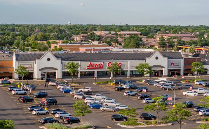 Pictures of Retail property located at NWC Butterfifield Rd & Naperville Rd, Wheaton, IL 60189 for sales - image #1