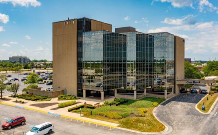 Pictures of Office property located at 4749 Lincoln Mall Dr, Matteson, IL 60443 for lease - image #1