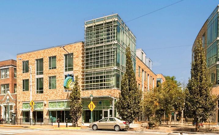 Pictures of Retail property located at 6261 Delmar Boulevard, University City, MO 63130 for sales - image #1
