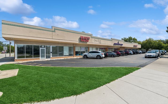Pictures of Retail property located at 3956 Church St, Evanston, IL 60203 for lease - image #1