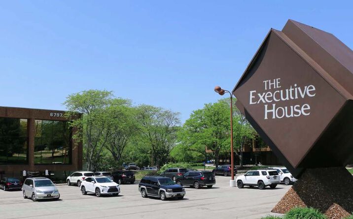 Pictures of Office property located at 6797 North High Street, Columbus, OH 43235 for lease - image #1