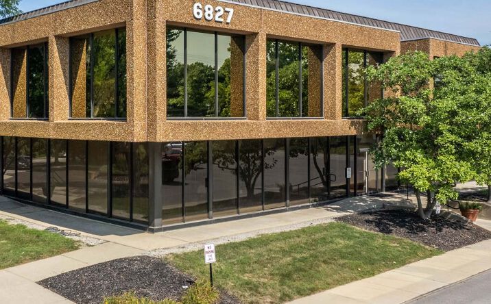 Pictures of Office property located at 6827 N High St, Columbus, OH 43235 for lease - image #1