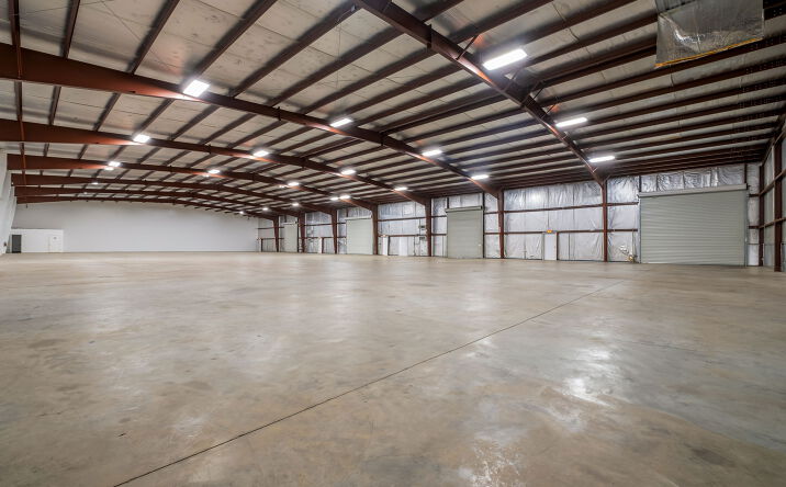 Pictures of Industrial property located at 431 Capital Cir SW, Tallahassee, FL 32304 for lease - image #1