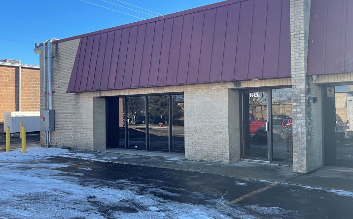Pictures of Industrial property located at 1545 Burgundy Pkwy, Streamwood, IL 60107 for lease - image #1