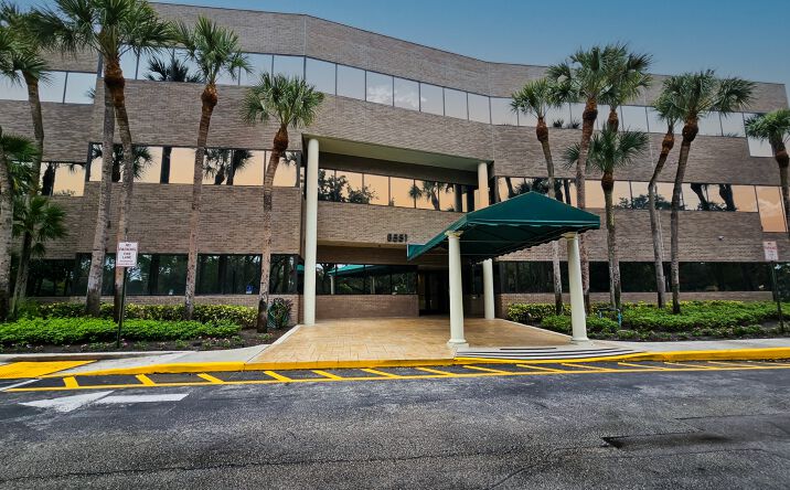 Pictures of Office property located at 8551 W Sunrise Blvd, Plantation, FL 33322 for lease - image #1