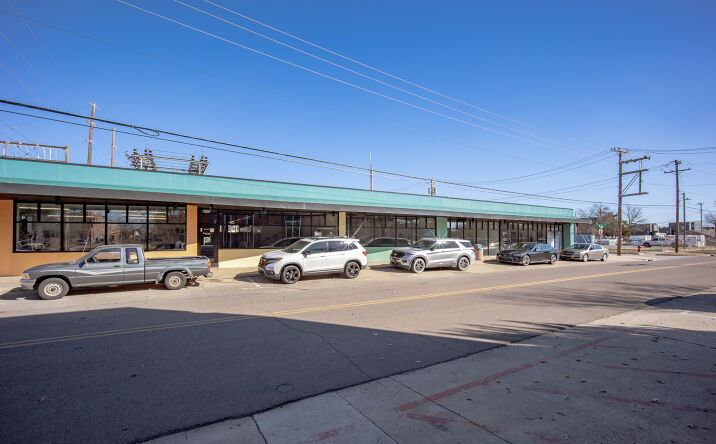 Pictures of Retail, Office, Special Purpose property located at 121 S Santa Fe Ave, Norman, OK 73069 for lease - image #1