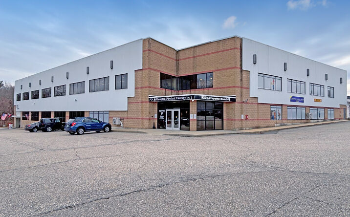 Pictures of Retail, Office property located at 920 Lafayette Rd, Seabrook, NH 03874 for lease - image #1