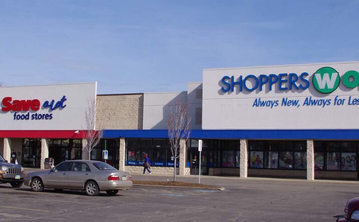 Pictures of Retail property located at 10604 Lorain Ave, Cleveland, OH 44111 for sales - image #1