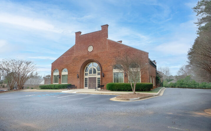 Pictures of Office property located at 120 Trinity Pl, Athens, GA 30607 for lease - image #1