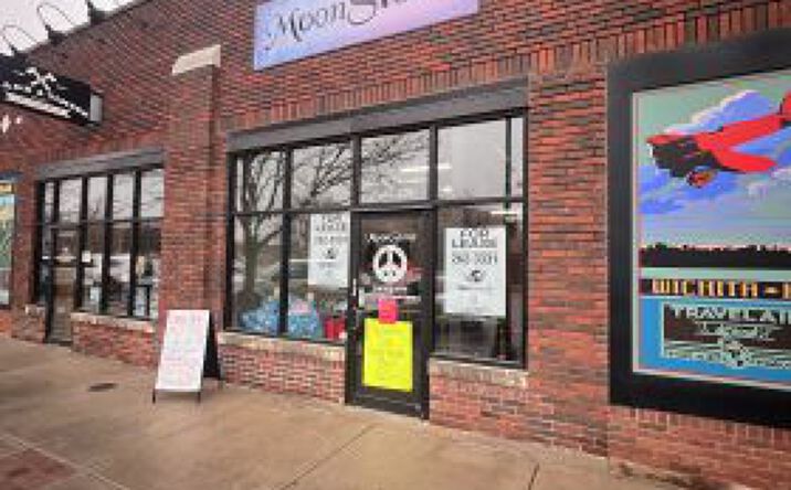 Pictures of Office property located at 535 W Douglas Ave, Wichita, KS 67213 for lease - image #1