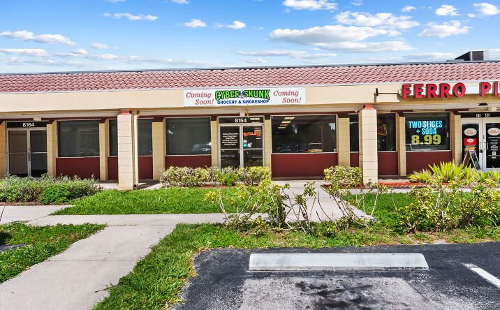 Pictures of Retail property located at 8106 N University Dr, Tamarac, FL 33321 for lease - image #1