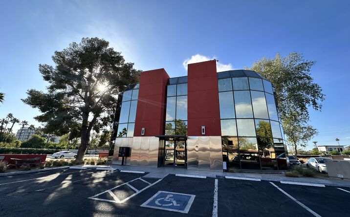 Pictures of Office property located at 6840 E Indian School Rd, Scottsdale, AZ 85251 for lease - image #1
