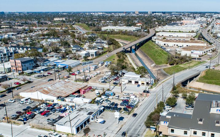 Pictures of Retail, Land property located at 4802 Larkin St, Houston, TX 77007 for lease - image #1