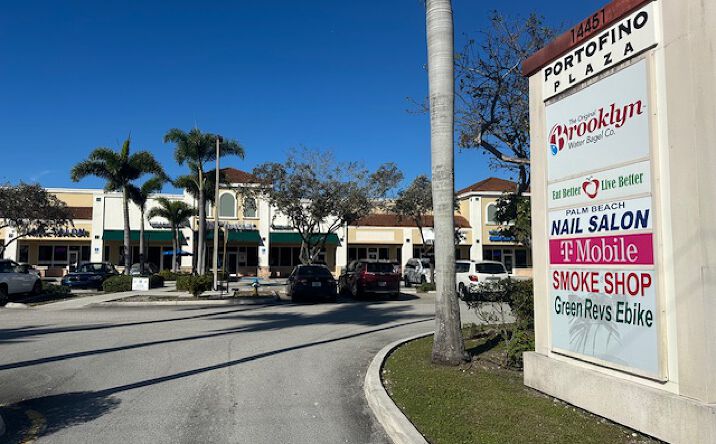 Pictures of Retail property located at 14451 S Military Trl, Delray Beach, FL 33484 for lease - image #1