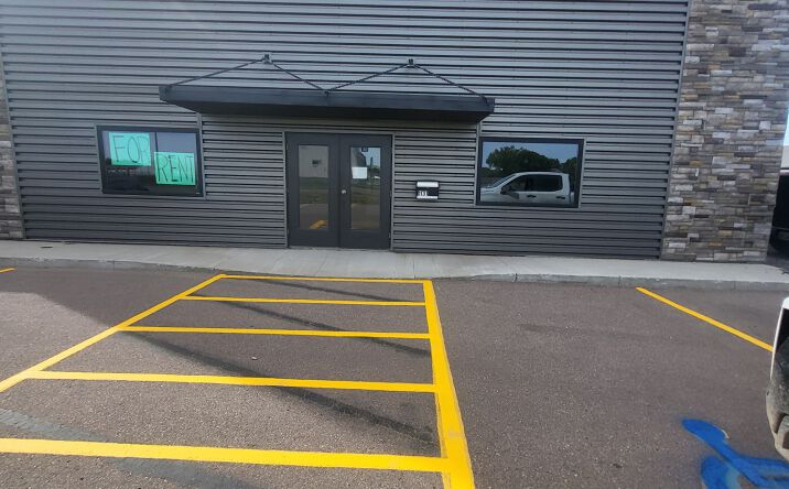 Pictures of Retail, Office property located at 1131 Lincoln Ave SW, Huron, SD 57350 for lease - image #1