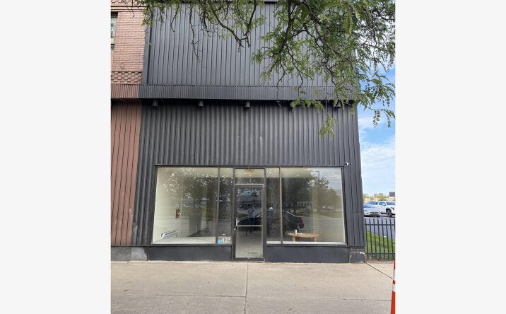 Pictures of Retail, Office, Restaurant property located at 423 S Michigan St, South Bend, IN 46601 for lease - image #1
