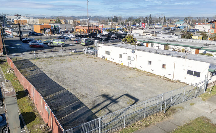 Pictures of Land property located at 321 State Ave N, Kent, WA 98030 for lease - image #1