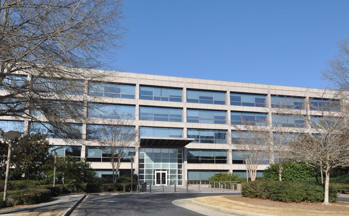 Pictures of Office property located at 250 Riverchase Pkwy E, Hoover, AL 35244 for lease - image #1