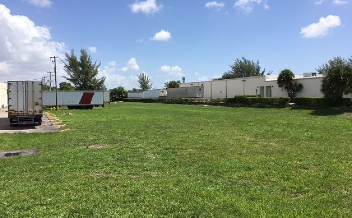 Pictures of Land property located at 3707 W Commercial Blvd, Fort Lauderdale, FL 33309 for lease - image #1