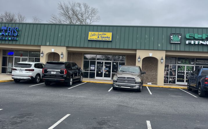 Pictures of Retail property located at 5828 Moon Rd, Unit3, Columbus, GA 31909 for lease - image #1