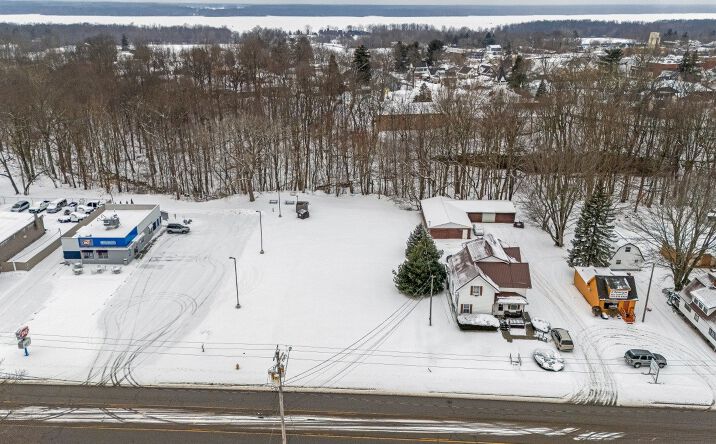 Pictures of Land property located at 192 S High St, Cortland, OH 44410 for lease - image #1