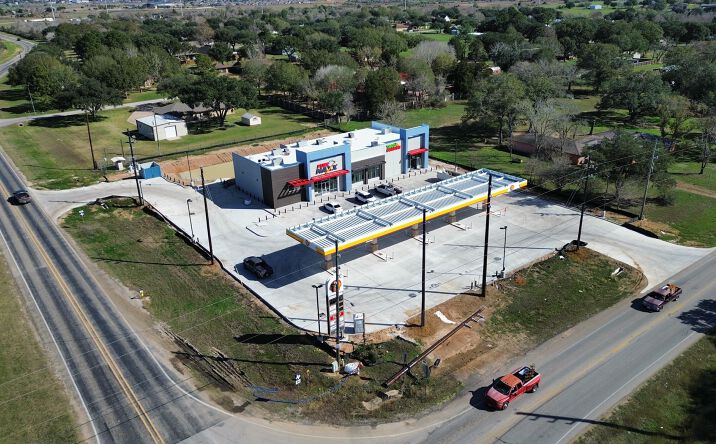 Pictures of Retail, Office, Restaurant property located at 2446 Fm 1094 Sealy, Sealy, TX 77474 for lease - image #1