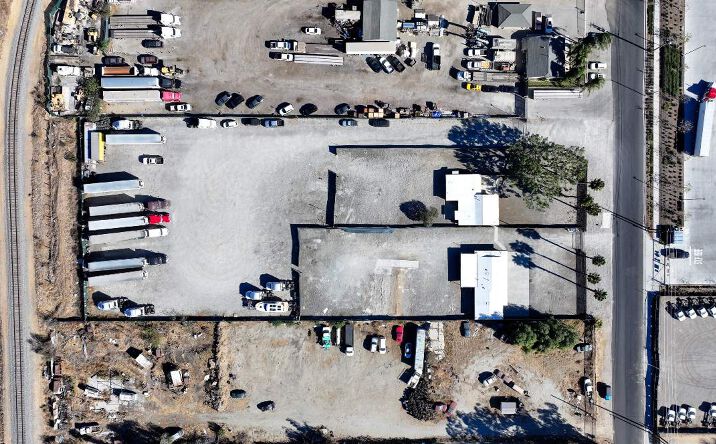 Pictures of Industrial property located at 2685 Avalon St, Riverside, CA 92509 for lease - image #1