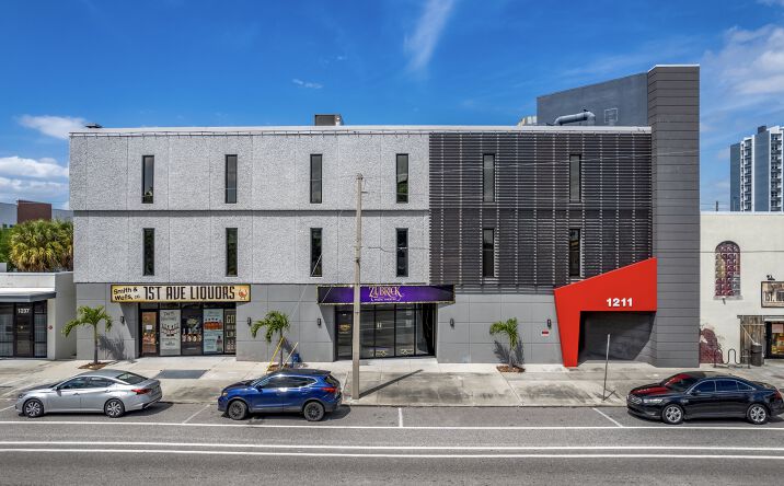 Pictures of Office property located at 1211 1st Ave N, St. Petersburg, FL 33705 for lease - image #1