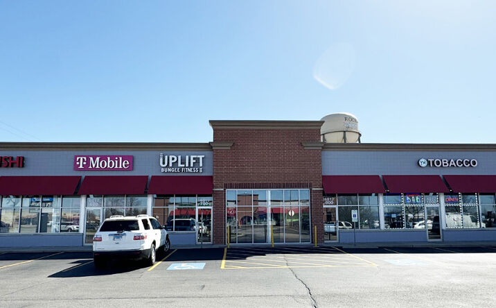 Pictures of Retail property located at 4775-4817 E. Rockton Road, Roscoe, IL 61073 for lease - image #1