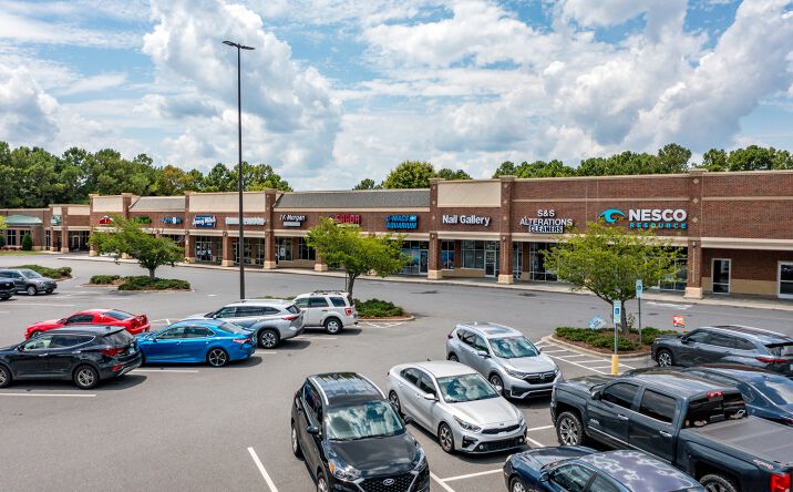 Pictures of Retail property located at 11112 S Tryon St, Charlotte, NC 28273 for lease - image #1