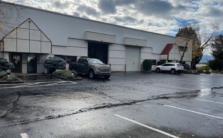 Pictures of Industrial property located at 5877 Crater Lake Hwy, Medford, OR 97502 for lease - image #1