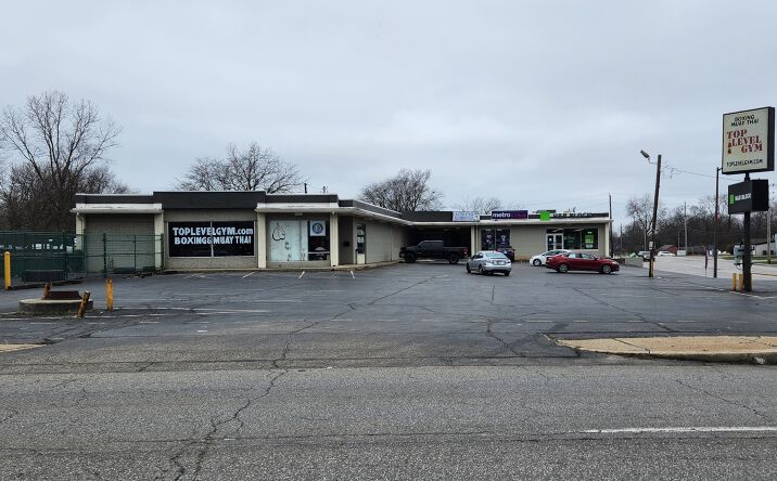 Pictures of Retail property located at 5002 Madison Ave, Indianapolis, IN 46227 for lease - image #1