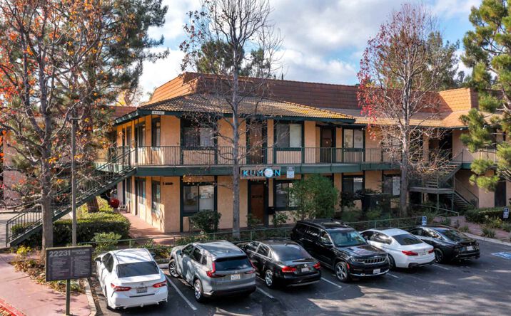 Pictures of Office property located at 22231 Mulholland Hwy, Calabasas, CA 91302 for lease - image #1