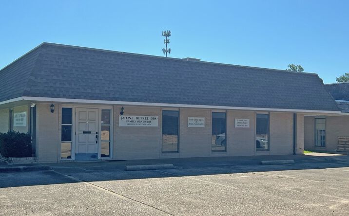 Pictures of Office property located at 1945 E 70th St, Shreveport, LA 71105 for lease - image #1