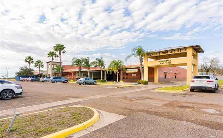 Pictures of Office, Retail property located at 301 Conquest Boulevard, Edinburg, TX 78539 for lease - image #1