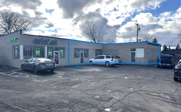 Pictures of Retail property located at 2707 Wilmington Pike, Kettering, OH 45419 for lease - image #1