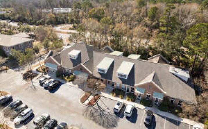 Pictures of Retail, Office property located at 3400 Salterbeck Street, Mount Pleasant, SC 29466 for lease - image #1