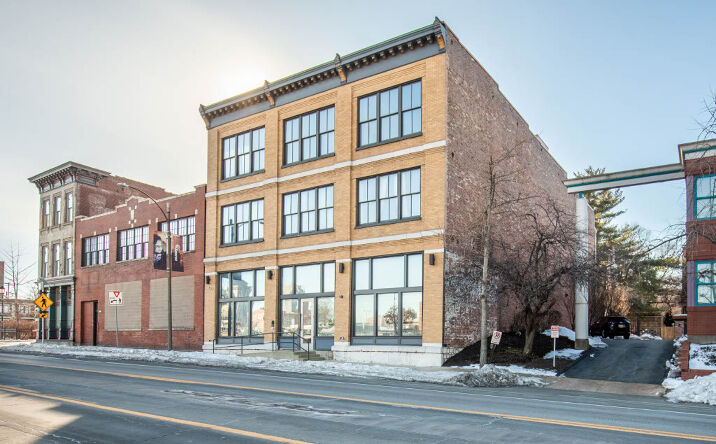 Pictures of Office property located at 1808 Chouteau Ave, St. Louis, MO 63103 for lease - image #1