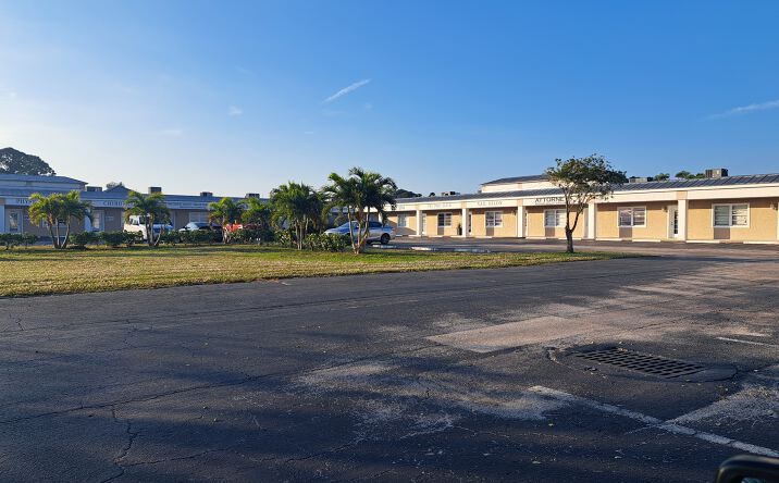 Pictures of Retail, Office property located at 8487 S U.S. Hwy 1, Port St. Lucie, FL 34952 for lease - image #1