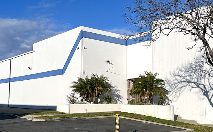 Pictures of Industrial property located at 311 E Alton Ave, Santa Ana, CA 92707 for lease - image #1