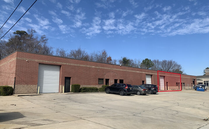 Pictures of Industrial property located at 6601 Walt Dr, Birmingham, AL 35242 for lease - image #1