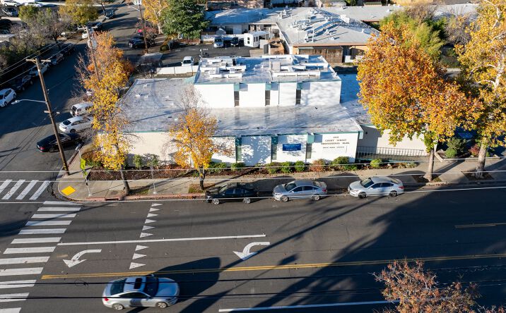 Pictures of Office property located at 1950 Court St, Redding, CA 96001 for lease - image #1