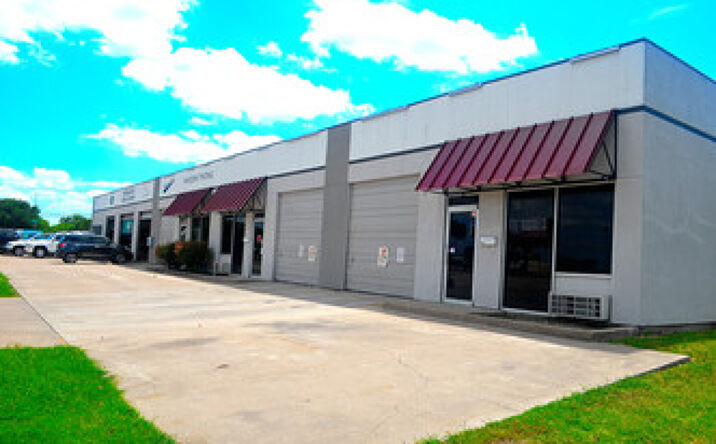 Pictures of Industrial property located at 7800 Camp Bowie W Blvd, Fort Worth, TX 76116 for lease - image #1