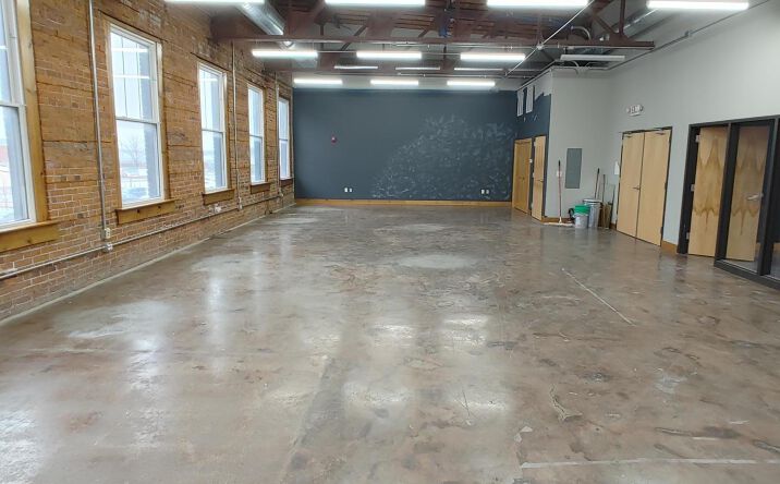Pictures of Office, Retail property located at 735 FEDERAL Street 202, Davenport, IA 52803 for lease - image #1