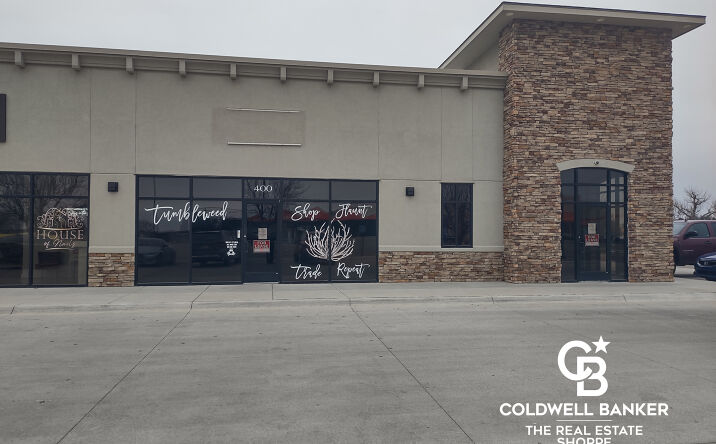 Pictures of Retail, Land property located at 3102 E Kansas Ave Unit 400-500, Garden City, KS 67846 for lease - image #1