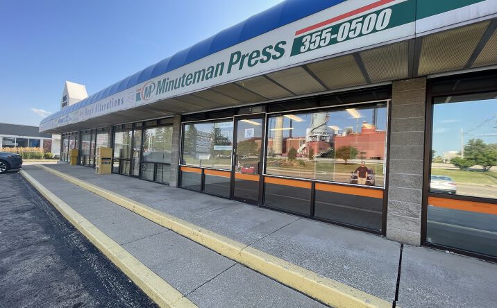 Pictures of Retail property located at 905 S Neil St, Champaign, IL 61820 for lease - image #1