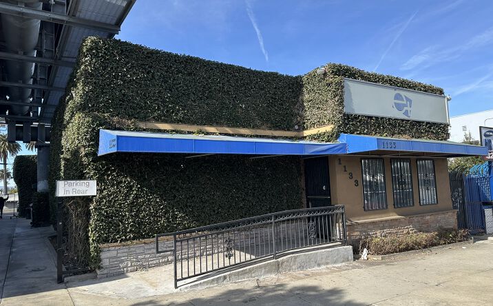 Pictures of Office property located at 1133 Crenshaw Blvd, Los Angeles, CA 90019 for lease - image #1
