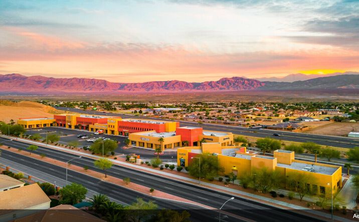 Pictures of Retail, Office, Restaurant property located at 550 W Pioneer Blvd, Mesquite, NV 89027 for lease - image #1