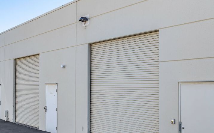 Pictures of Retail property located at 590 Menlo Dr, Rocklin, CA 95765 for lease - image #1