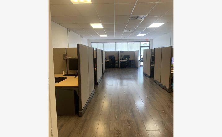 Pictures of Office, Retail property located at 8467 W Oakland Park Blvd, Sunrise, FL 33351 for lease - image #1